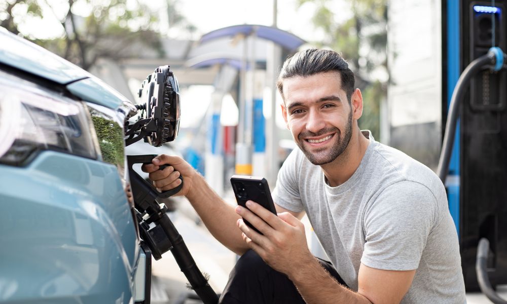 Charging electric vehicles